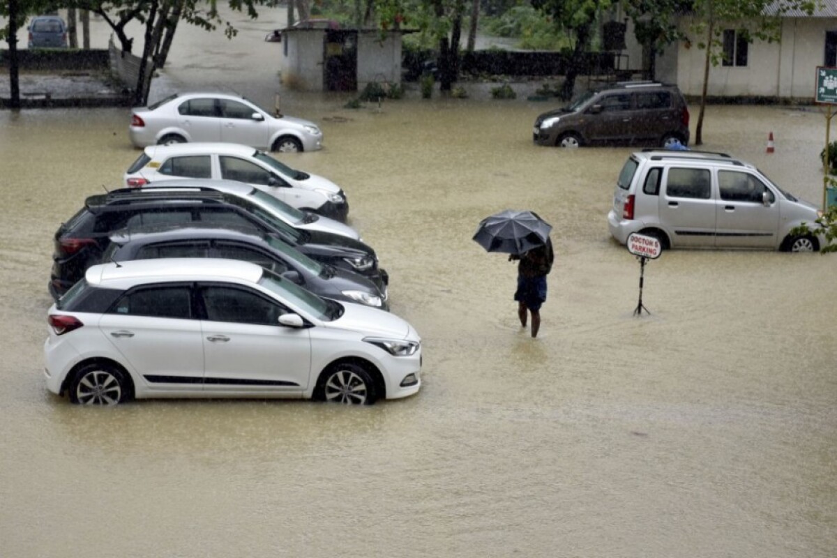 india-monsoon-flooding-53942-c95842204e3a4d3fa2f52c76a2382b71_2b99dbd4.jpg