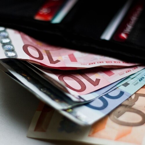 Tripartita sa nedohodla na minimálnej mzde, rezort navrhuje 520 eur
