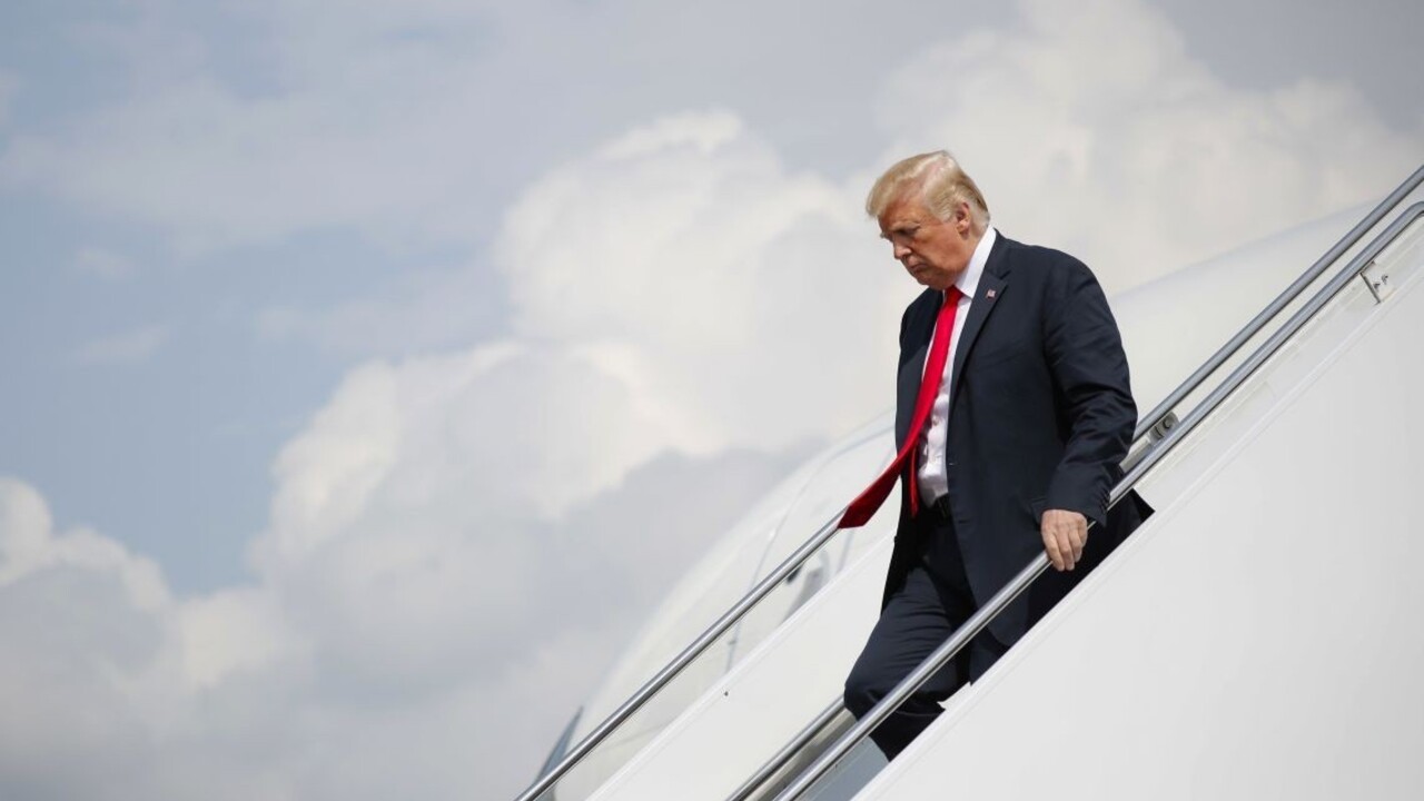 Manipulujete s menami. Trump zaútočil na Európu a Čínu