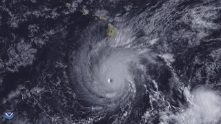 Havaj očakáva hurikán, Japonsko a Kórea tajfúny