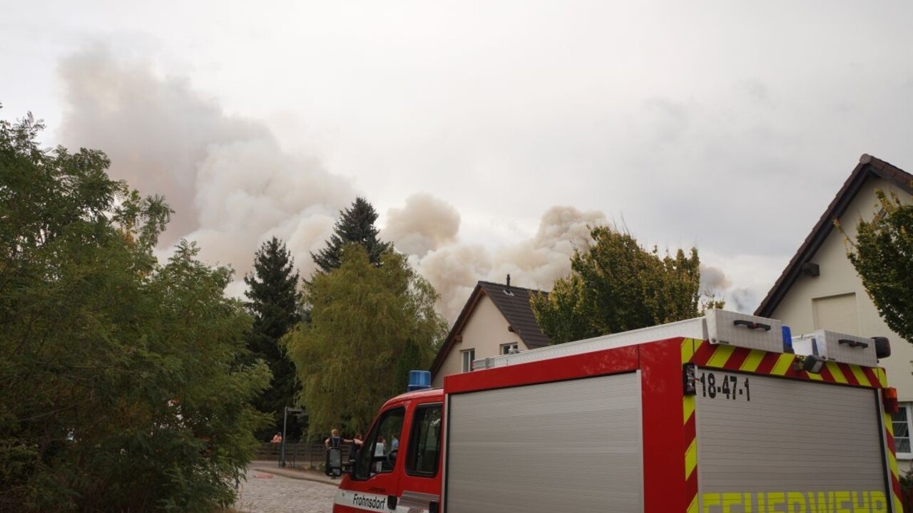 Evakuovali obyvateľov troch obcí, požiar sa rozšíril mimoriadne rýchlo