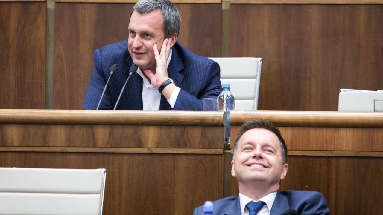 Nemáme námietky voči cestovným poukazom, vyhlásil Kažimír