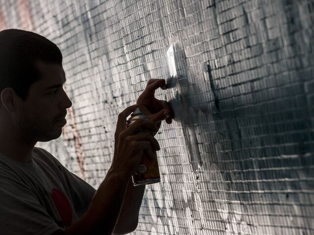 Sprejeri sa vyšantili na nových fasádach, Prešovčania sú zúfalí