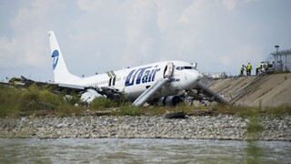 V ruskom Soči havarovalo lietadlo, skĺzlo z pristávacej dráhy