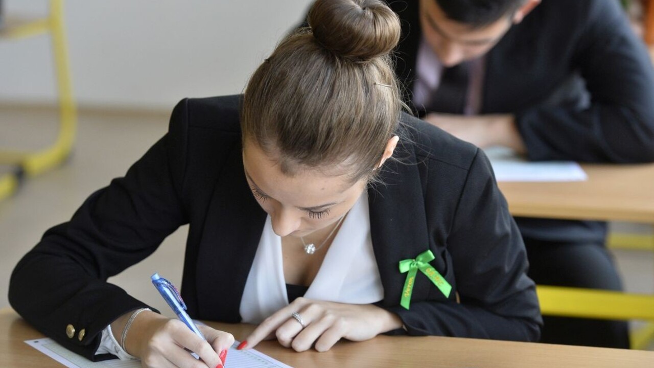 Ministerstvo zverejnilo termíny maturít i deviatackeho monitora