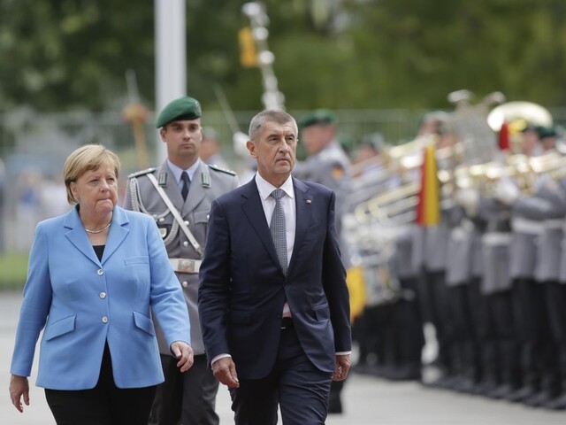 Babiš rokoval s Merkelovou. Nezhodli sa, ale ocenili vzťahy
