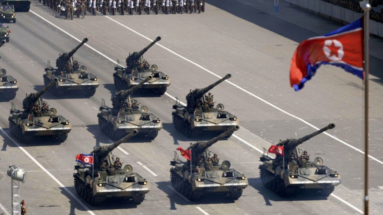 Kim ukázal menej rakiet než obvykle, Trump ho za to pochválil