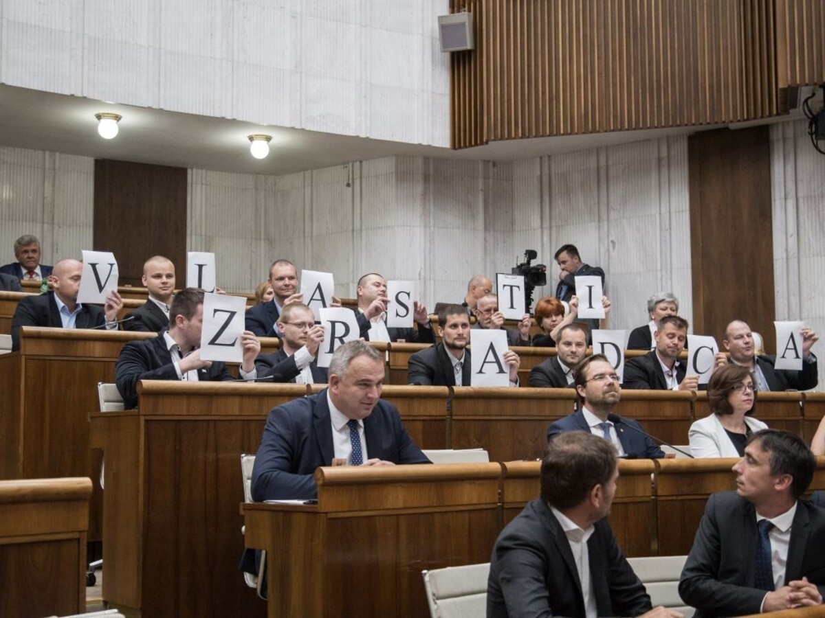 Poslanci rokovali o etickom kódexe, Remišová ho kritizuje