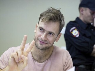 Člen Pussy Riot je pri vedomí. Mali ho predávkovať liekmi