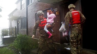 Trump vyhlásil stav katastrofy, zasiahnuté oblasti dostanú pomoc