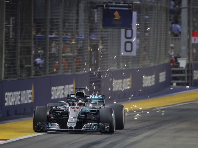 F1: Hamilton zničil konkurenciu a ukázal neskutočný výkon