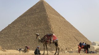 V Egypte objavili novú sfingu, je vytvorená z pieskovca