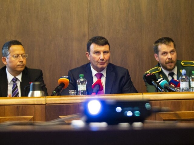 Šéf finančnej správy poslancom neočakávane oznámil, že končí