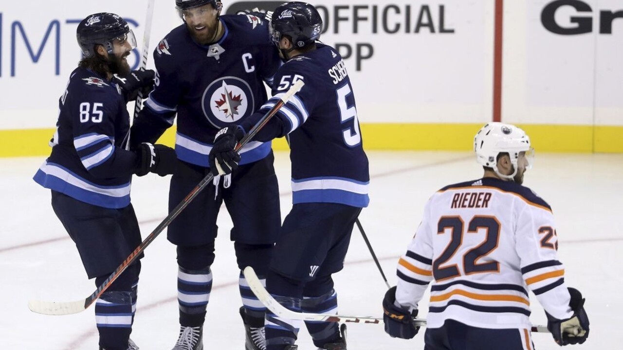 NHL: Winnipeg zvíťazil aj bez Daňa, Columbus doma vysoko podľahol