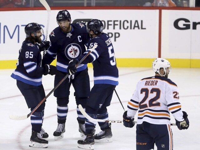 NHL: Winnipeg zvíťazil aj bez Daňa, Columbus doma vysoko podľahol