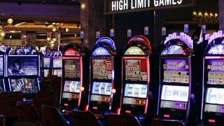 Hazard bude mať tvrdšie pravidlá, vytvoria čiernu listinu hráčov