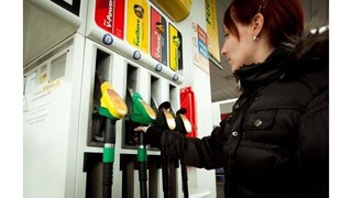 Nový spôsob platby na benzínkach má zabrániť pašovaniu ropy