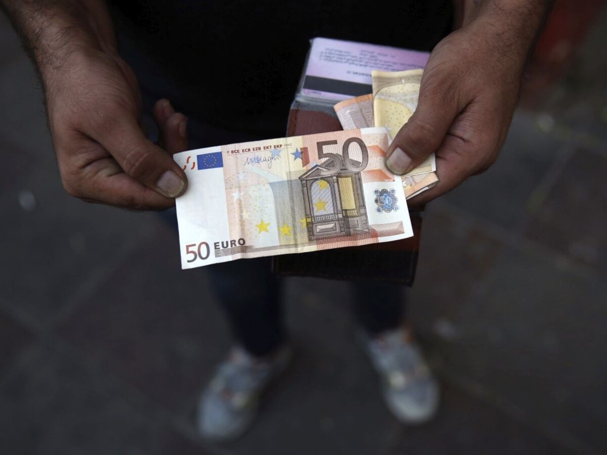 peniaze euro bankovky 1140px (SITA/AP)