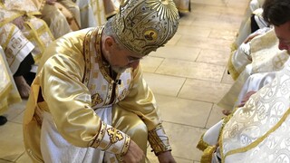 Prehovorila žena, ktorá obvinila slovenského biskupa zo zneužívania