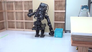 Humanoidný robot z Japonska zvládne nahradiť robotníkov na stavbe