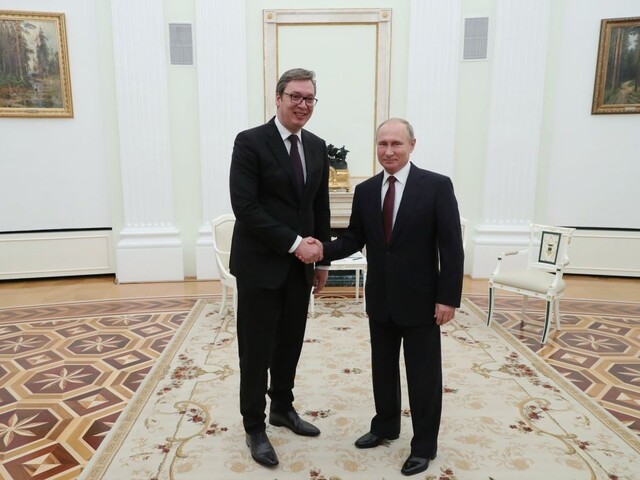 Srbsko nechce byť v NATO, Vučič hovoril s Putinom aj o Kosove