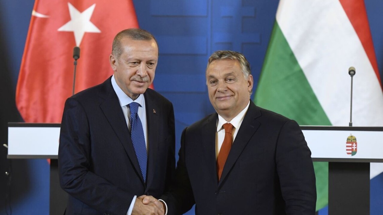Orbán a Erdogan sa dohodli na spolupráci, chcú modernú armádu