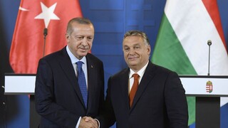 Orbán a Erdogan sa dohodli na spolupráci, chcú modernú armádu