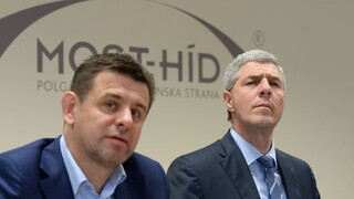 Most-Híd chce zvýšiť daňový bonus na deti, rodiny si prilepšia