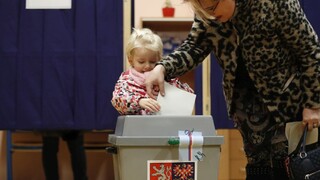 Česi hlasujú v 2. kole volieb, ČSSD nebude najsilnejšou stranou