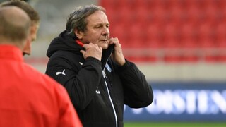 Kozák bol najdlhšie pôsobiacim trénerom, dosiahol 29 víťazstiev