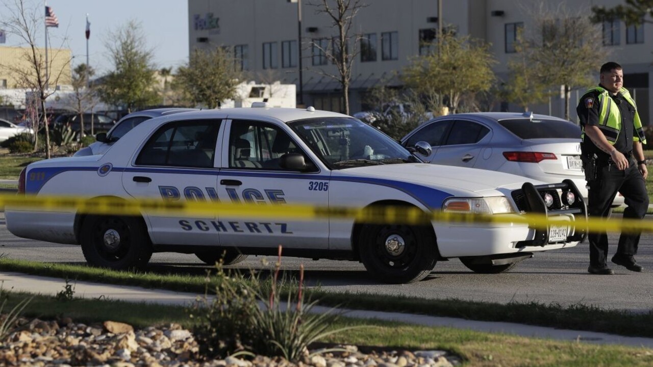 Detská oslava sa skončila tragicky, dospelí začali po sebe strieľať