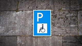 Inteligentné parkovanie pre občanov s ŤZP dostalo zelenú