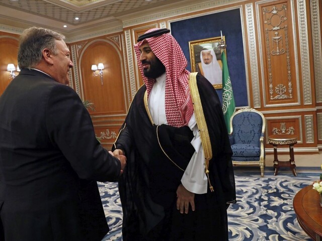 Saudi začali vyšetrovať prípad novinára, princ sľúbil odpovede