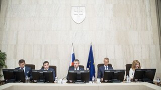 Rokovanie vlády: o veku odchodu do dôchodku i Vojenskej polícii