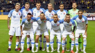 Šesť hráčov sa ospravedlnilo Kozákovi i futbalovým fanúšikom