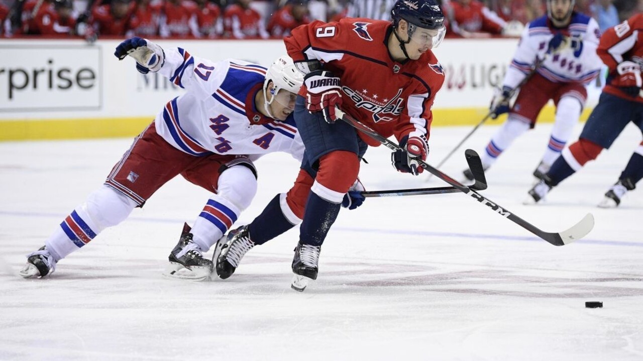 NHL: V nájazdoch mali šťastie panteri, úspešnejší boli hostia