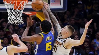 NBA: Warriors prvýkrát prehrali, nepomohli ani Curryho body