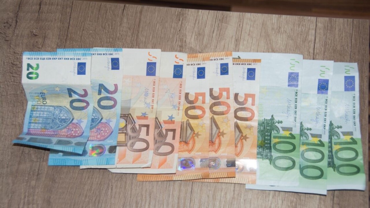 peniaze bankovky eurá 114 px (TASR/KR PZ)