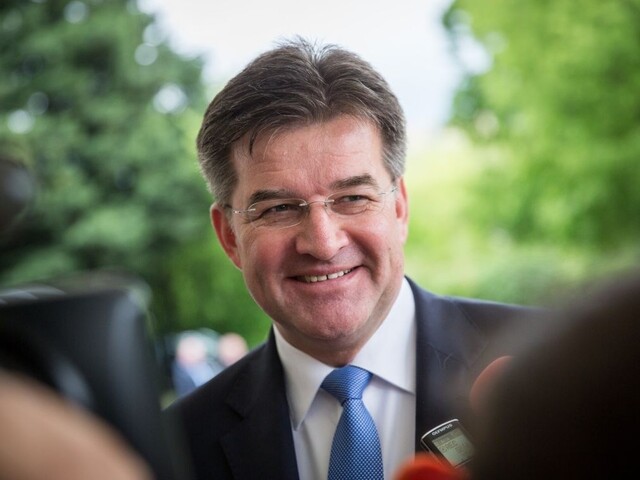 Vznik Československa bol revolučný počin, vyhlásil Lajčák v Prahe