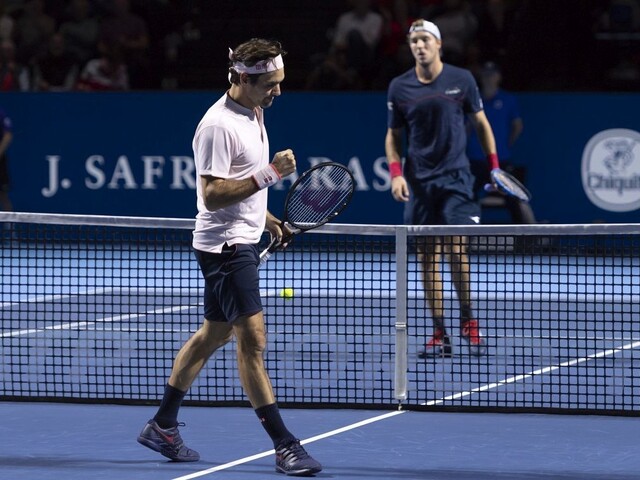 Federer ľahko zdolal Nemca Struffeho, postupuje do štvrťfinále