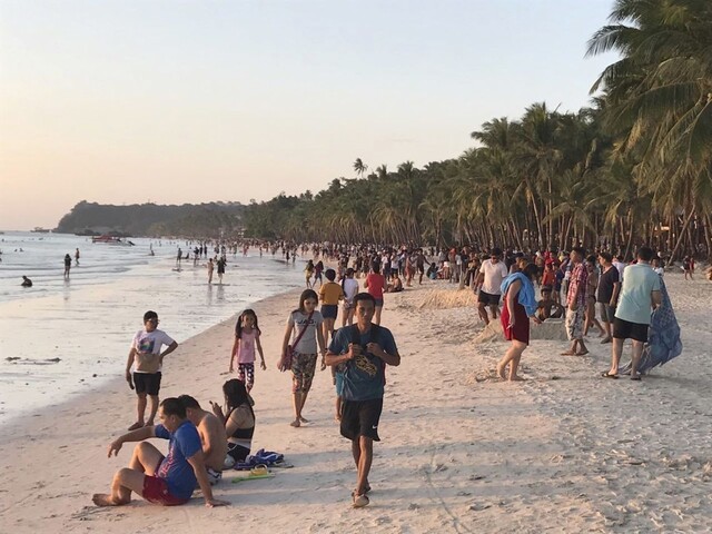 Opätovné otvorenie ostrova Boracay sprevádzajú viaceré obmedzenia