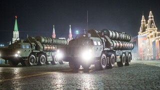 Predstavitelia USA a Ruska budú rokovať o jadrových zbraniach a Ukrajine