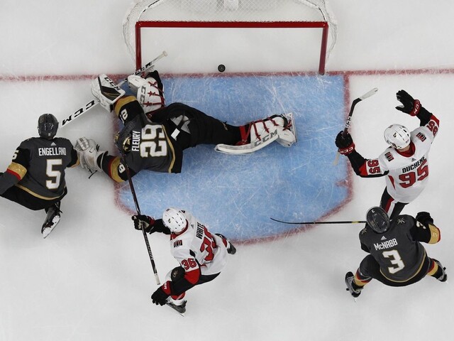 NHL: Jaroš s Ottawou napokon neuspel, Edmontonu sa darilo