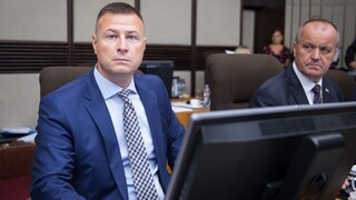 Gál zastaví staršie exekúcie, amnestia na dlhy nebude