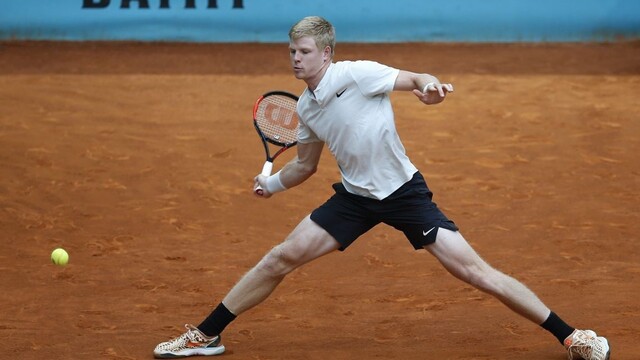 Gasquet zdolal Shapovalova, ten zažíva prudký pokles formy