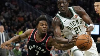 NBA: Basketbalisti Milwaukee ešte neokúsili prehru, zdolali Toronto