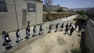 Atentátnik sa odpálil pred väznicou, v ktorej sedia i Talibanci