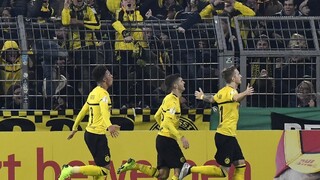Dortmund sa v pohári trápil s druholigistom, rozhodol až Reus