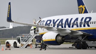 Ryanair vyvolal rozruch, platia nové pravidlá prepravy batožiny