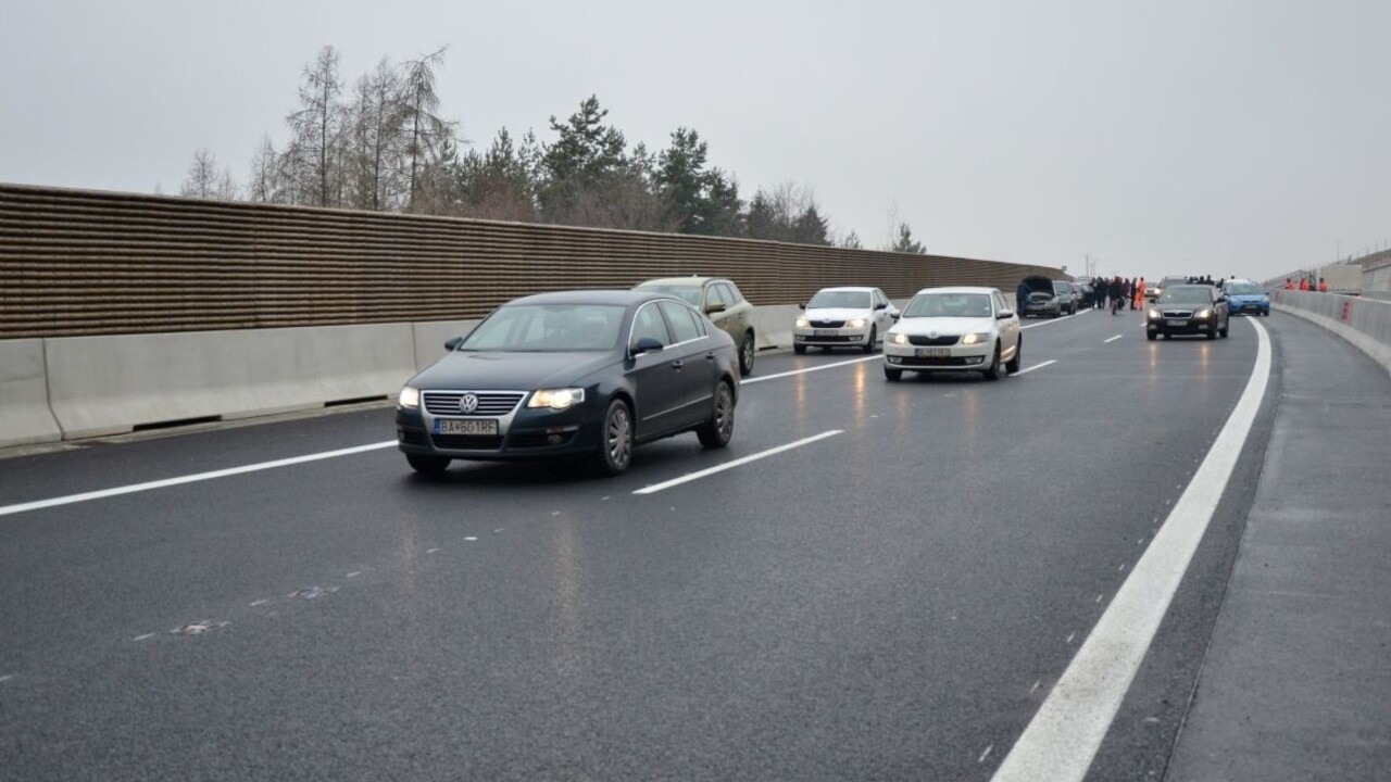 Aké bude nové EČV Bratislavy? Do finále sa nedostali BD a BI